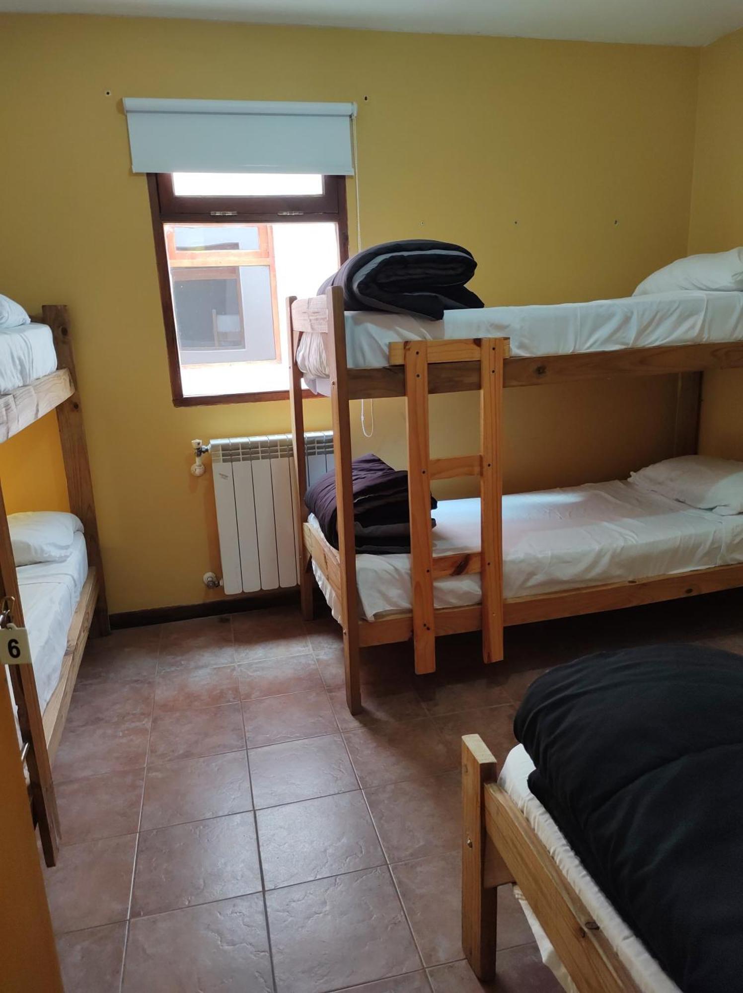 Hostel Yatel El Calafate Luaran gambar