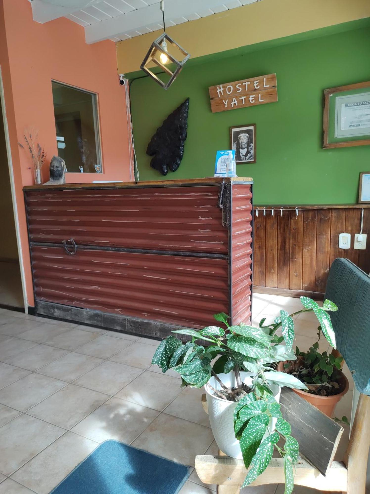 Hostel Yatel El Calafate Luaran gambar